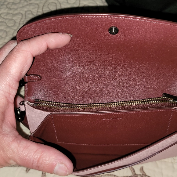 Coach Grained Leather Clutch w/ Snakeskin Detail, Pink *cross posted* - Picture 5 of 6